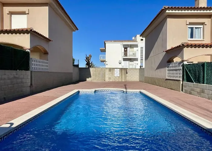 Дом отдыха Rambla Mallols 9 Casa Ля Эскала